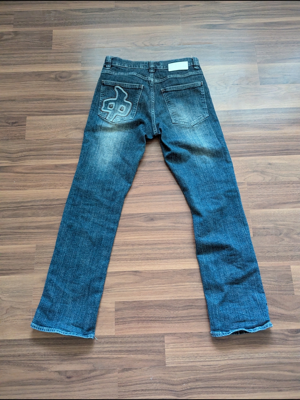 Men's Dark Blue flared jeans with Back Pocket Embroidery